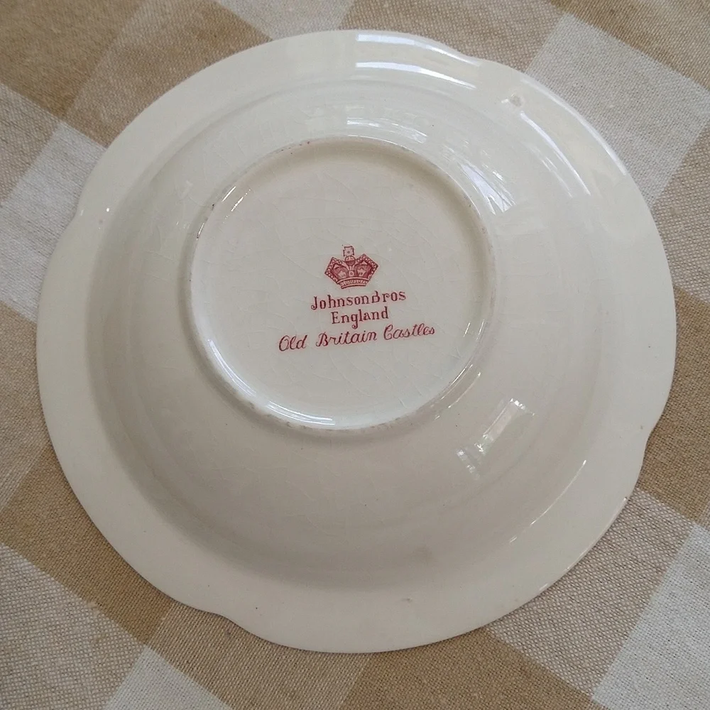 Johnson Brothers England old Britain castles Berry dish bowl 6 1/4